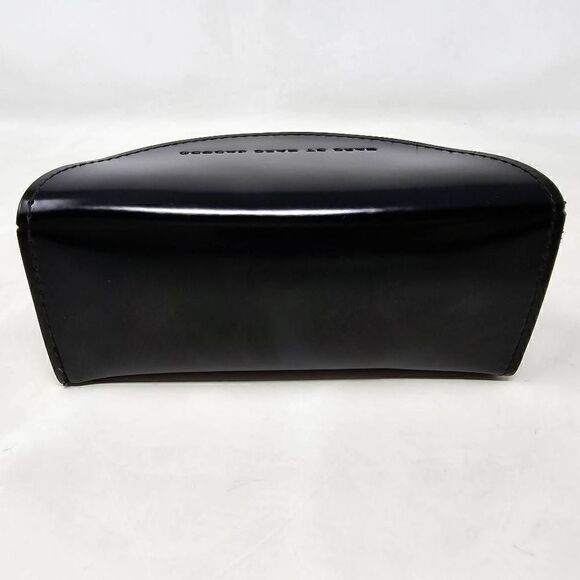 MARC BY MARC JACOBS BLACK EYEGLASS SUNGLASS CASE HALF CIRCLE SHAPE MAGNET CLOSE - Picture 3 of 4